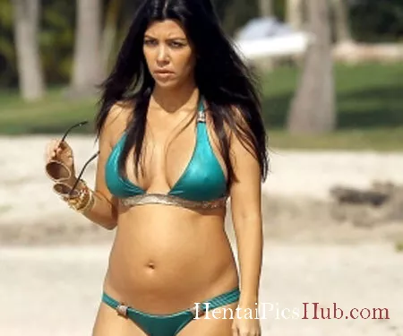 Kourtney Kardashian Nude OnlyFans Leak Photo 8jiQehtFcz