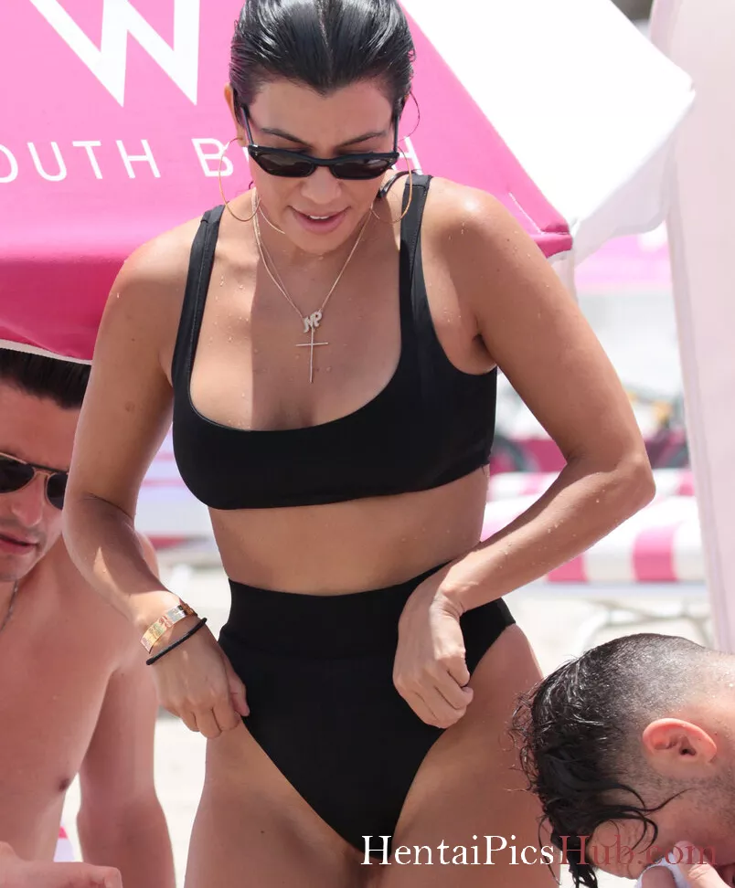 Kourtney Kardashian Nude OnlyFans Leak Photo Hfj5AJ9gwv