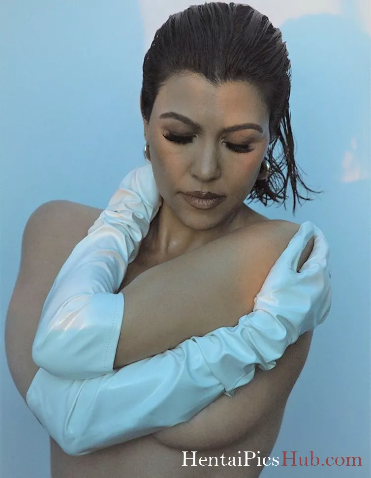 Kourtney Kardashian Nude OnlyFans Leak Photo IPRSwuiH7d