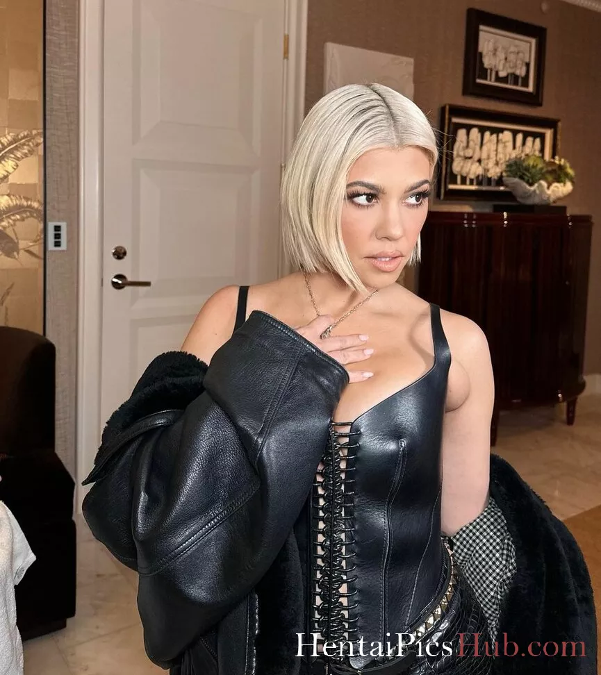 Kourtney Kardashian Nude OnlyFans Leak Photo e3Jt7QKOlj