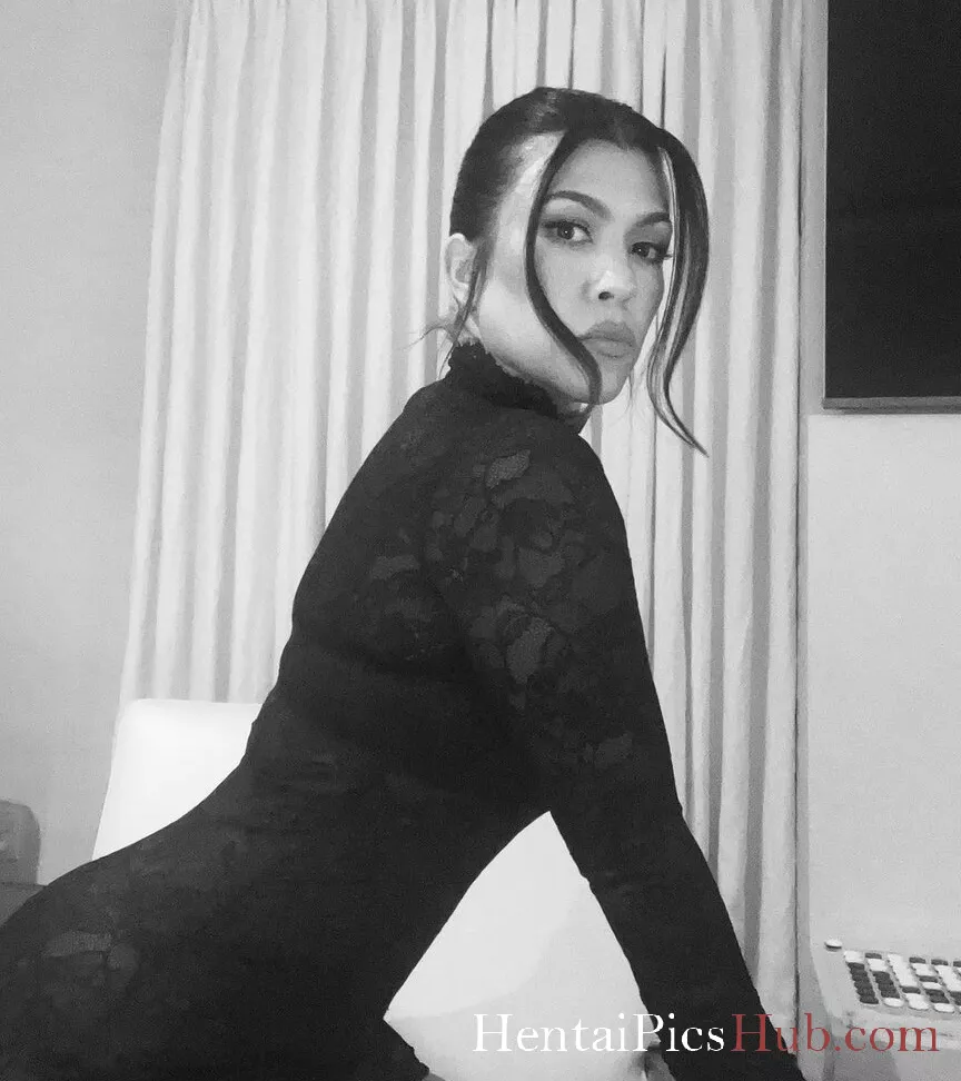 Kourtney Kardashian Nude OnlyFans Leak Photo kEckcXrCLV