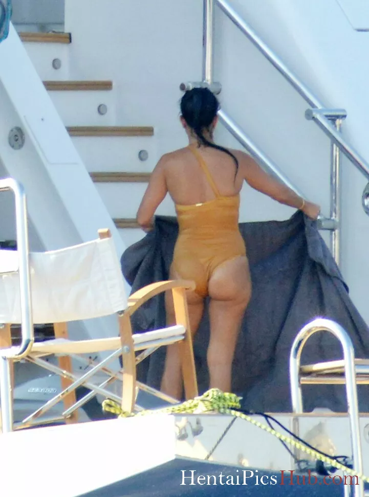 Kourtney Kardashian Nude OnlyFans Leak Photo rqvZWD7KUi