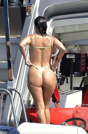 Kourtney Kardashian OnlyFans Leak Picture - Thumbnail 1Zsnbkhdac