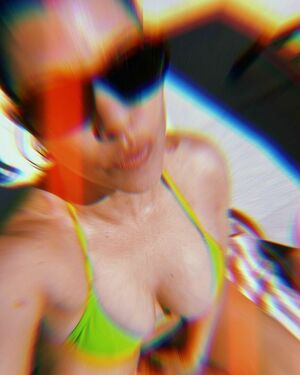 Kourtney Kardashian OnlyFans Leak Picture - Thumbnail HOGCDwEV4W