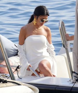 Kourtney Kardashian OnlyFans Leak Picture - Thumbnail MtHmEPMzGc