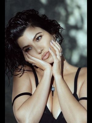 Kourtney Kardashian OnlyFans Leak Picture - Thumbnail NGPNWMHp3Q