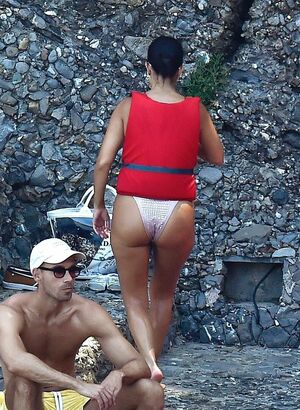 Kourtney Kardashian OnlyFans Leak Picture - Thumbnail ifP0W4UGYe