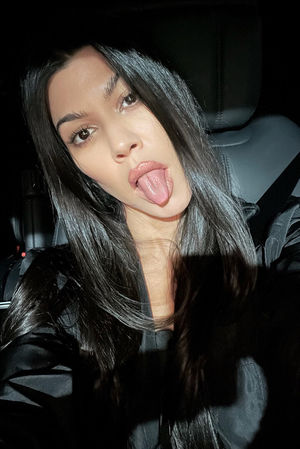 Kourtney Kardashian OnlyFans Leak Picture - Thumbnail klOlps17ab