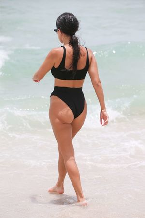 Kourtney Kardashian OnlyFans Leak Picture - Thumbnail ysUjgf8ZqI