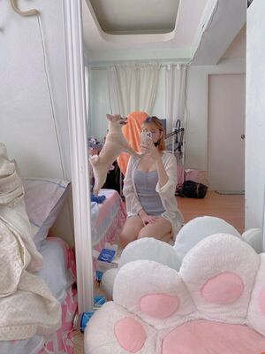 Kura Onee San OnlyFans Leak Picture - Thumbnail 2dcUKbNItc