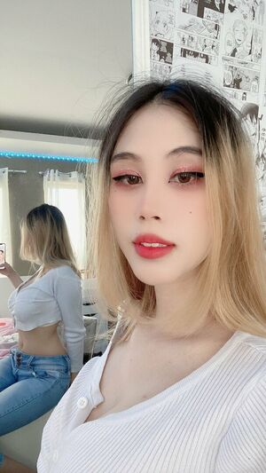 Kura Onee San OnlyFans Leak Picture - Thumbnail AfC3vKK521