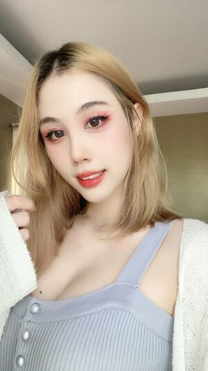 Kura Onee San OnlyFans Leak Picture - Thumbnail NOo78BYxvy