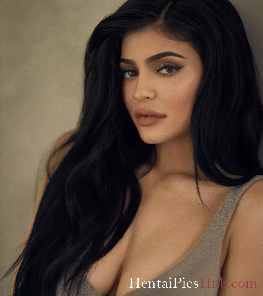 Kylie Jenner Nude OnlyFans Leak Photo UFwfBcfOP