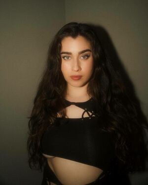 Lauren Jauregui OnlyFans Leak Picture - Thumbnail 1yrxJrL4c1