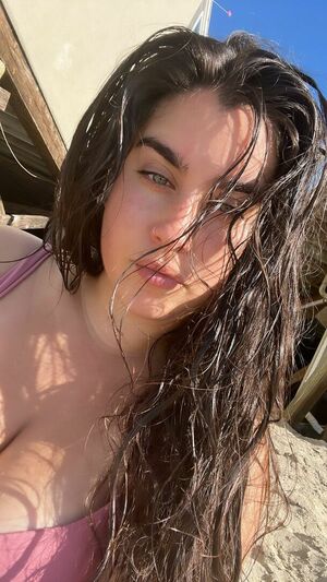 Lauren Jauregui OnlyFans Leak Picture - Thumbnail 2dP5MO0m8L