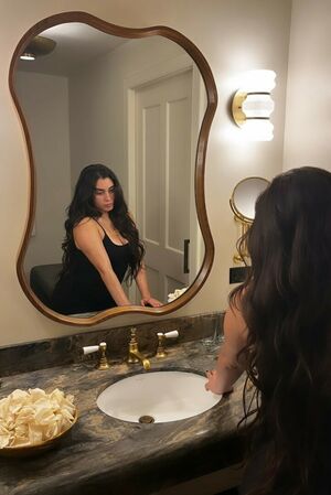 Lauren Jauregui OnlyFans Leak Picture - Thumbnail 5S2Sz4A1H8