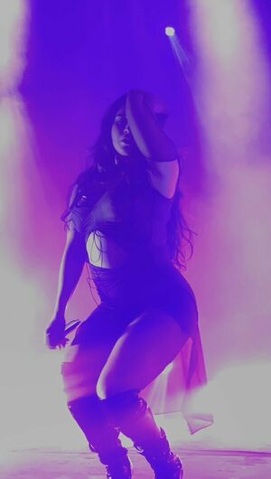 Lauren Jauregui OnlyFans Leak Picture - Thumbnail EAyQ5dbi2Y