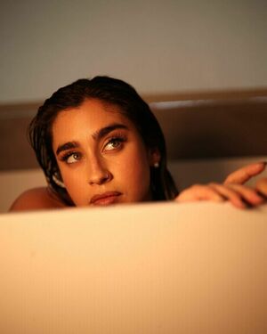 Lauren Jauregui OnlyFans Leak Picture - Thumbnail OULeWAUTxS