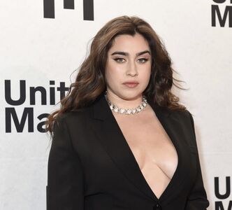 Lauren Jauregui OnlyFans Leak Picture - Thumbnail U9In1WqiWd