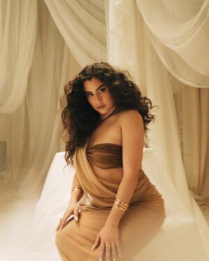 Lauren Jauregui OnlyFans Leak Picture - Thumbnail cfl3EjAEPM