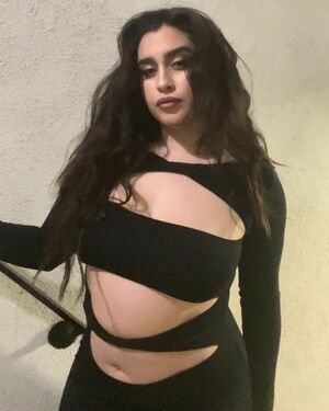 Lauren Jauregui OnlyFans Leak Picture - Thumbnail g8DYkYBmBy