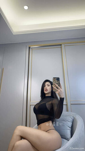 Lijiaxin97 OnlyFans Leak Picture - Thumbnail V9gz2Ann5a