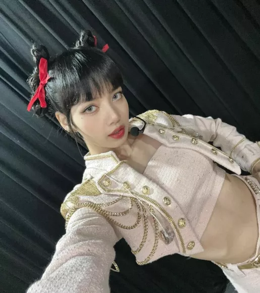 Lisa OnlyFans Leak Picture - Thumbnail hj9YO0bAi0