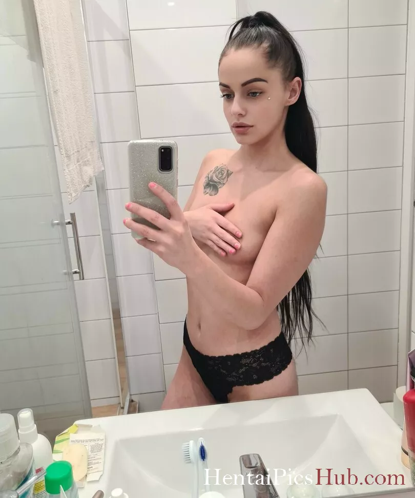 Little.sweet.tiny Nude OnlyFans Leak Photo 4crhN5kWcE