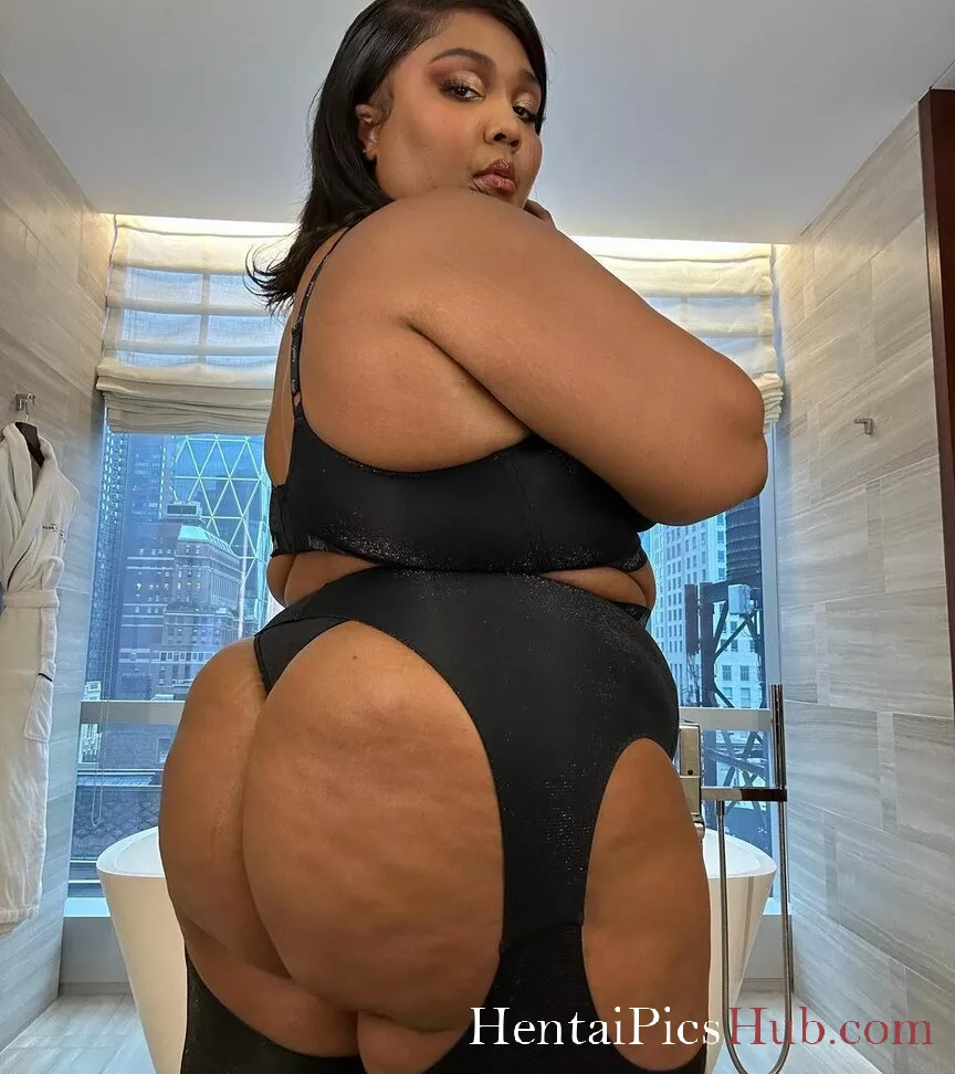 Lizzo Nude OnlyFans Leak Photo fbmNESno2f