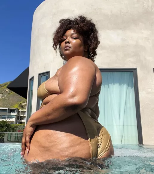 Lizzo OnlyFans Leak Picture - Thumbnail Xx1cB7uKSf