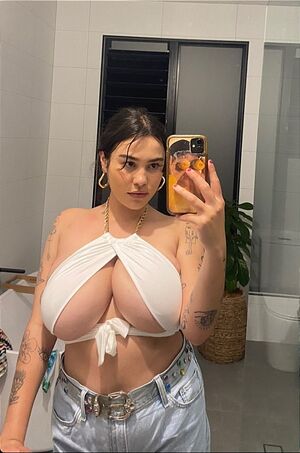 Lotti Loka OnlyFans Leak Picture - Thumbnail eJbOUThHBy