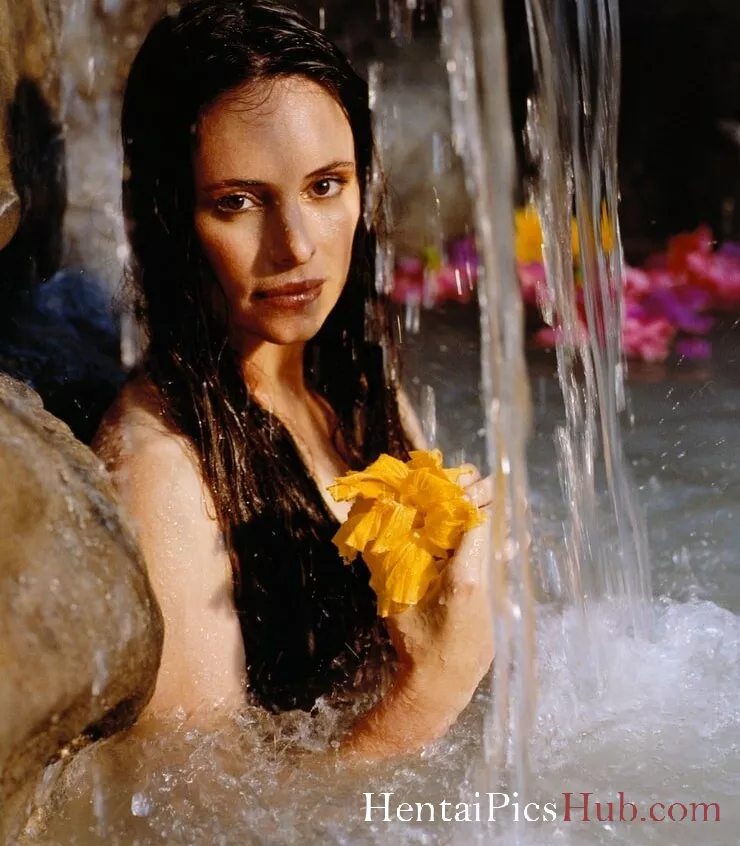 Madeleine Stowe Nude OnlyFans Leak Photo DgaVWh2Fgl