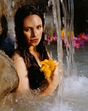 Madeleine Stowe OnlyFans Leak Picture - Thumbnail DgaVWh2Fgl