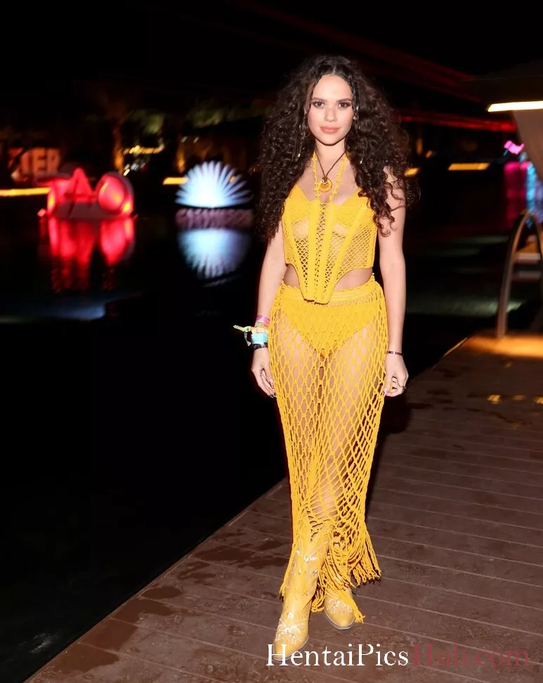 Madison Pettis Nude OnlyFans Leak Photo sQRft5huK7