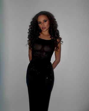 Madison Pettis OnlyFans Leak Picture - Thumbnail 5kmDHnzU9k