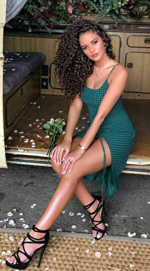 Madison Pettis OnlyFans Leak Picture - Thumbnail K3pSpEAev9