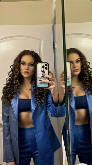 Madison Pettis OnlyFans Leak Picture - Thumbnail YNrxuPxjfV