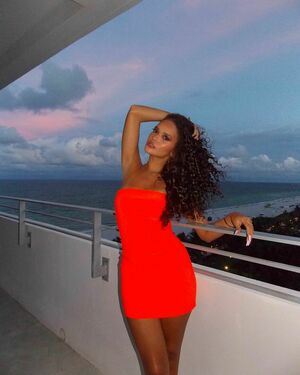 Madison Pettis OnlyFans Leak Picture - Thumbnail zLAkRemNOL