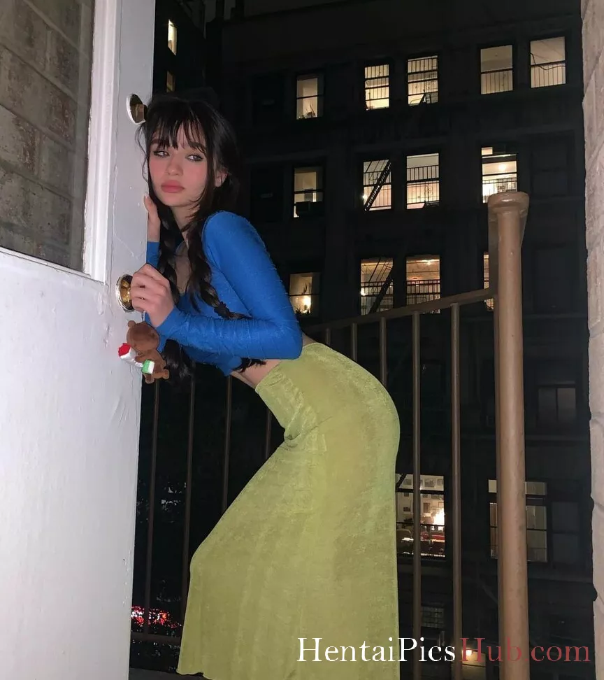 Malina Weissman Nude OnlyFans Leak Photo 1PTp85llwV