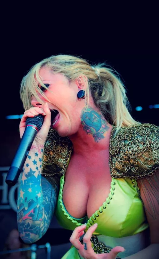 Maria Brink OnlyFans Leak Picture - Thumbnail y3ZvukWGG8