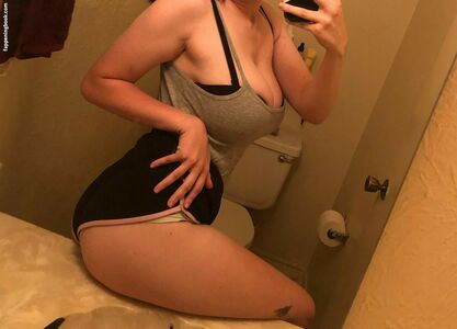 Megan Bitchell OnlyFans Leak Picture - Thumbnail I8sSN6ZvkF