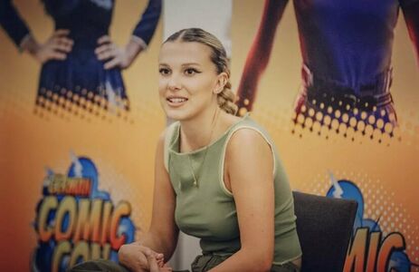 Millie Bobby Brown OnlyFans Leak Picture - Thumbnail 4gYlNGHTcp