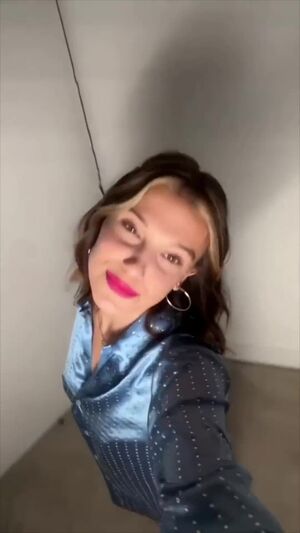 Millie Bobby Brown OnlyFans Leak Picture - Thumbnail KZtNW2SQGc