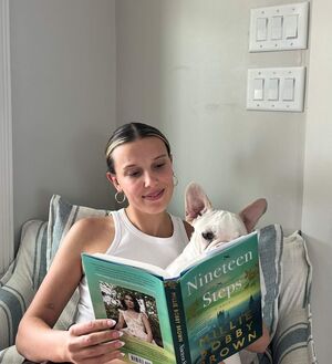 Millie Bobby Brown OnlyFans Leak Picture - Thumbnail ZmOh0xTBbP