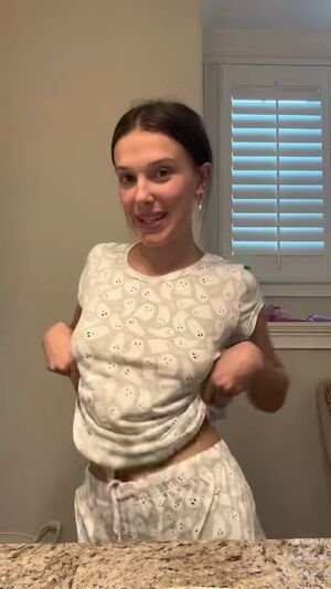 Millie Bobby Brown OnlyFans Leak Picture - Thumbnail duJlK70C8P