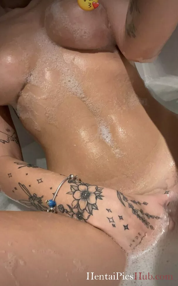 Miss.xbee Nude OnlyFans Leak Photo oOozhAMuY2