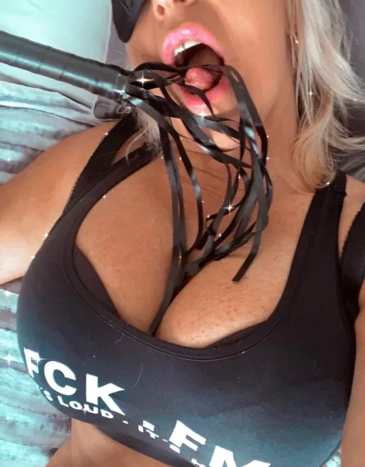 Mollyjfoxx OnlyFans Leak Picture - Thumbnail 4zfKDw0nnz