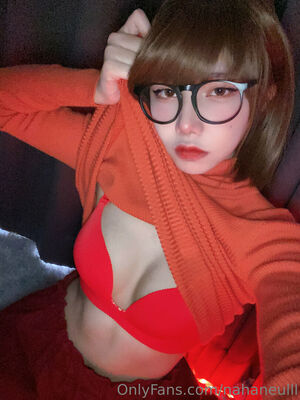 Nahaneulll OnlyFans Leak Picture - Thumbnail 5YmKqzwmwD