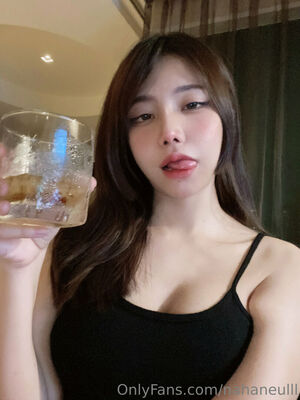 Nahaneulll OnlyFans Leak Picture - Thumbnail KB0K3S2OU6