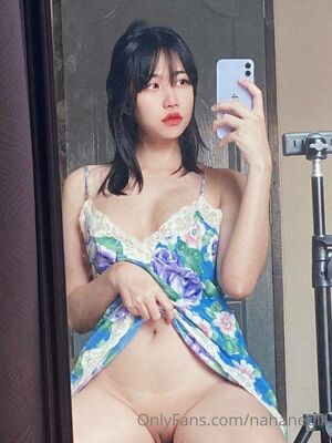 Nahaneulll OnlyFans Leak Picture - Thumbnail LfSPBZ9VNX